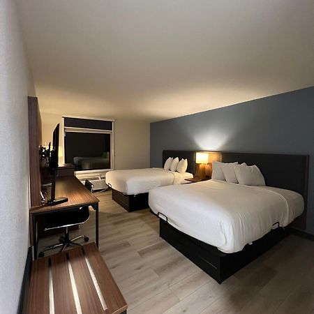 Wingate By Wyndham Dublin Near Claytor Lake State Park Екстериор снимка